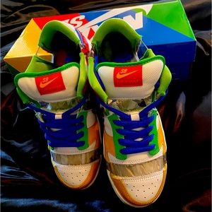 Brand new, never worn Nike SB EBay Dunk